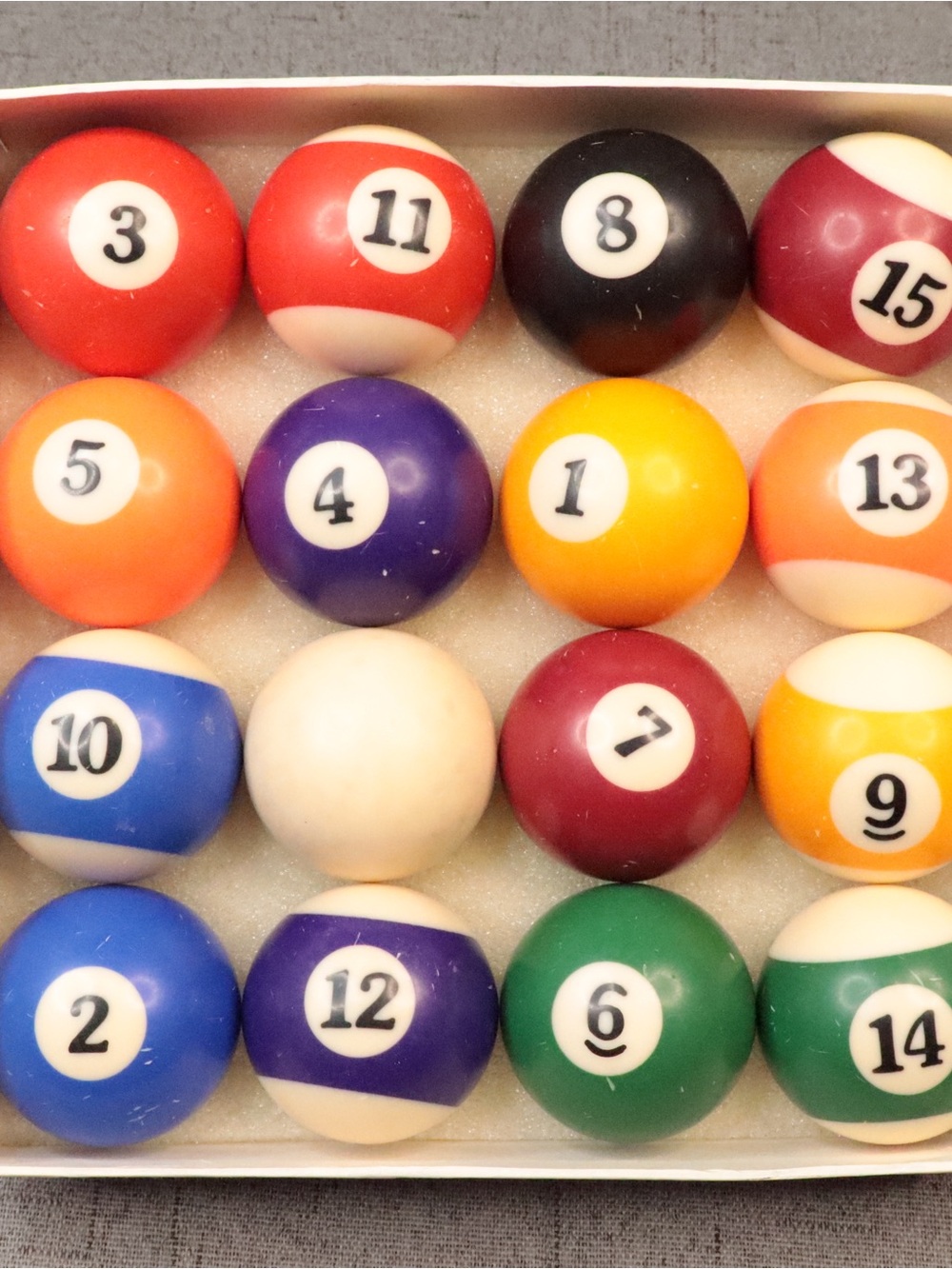 Vintage Miniature Billar Balls Set 2 Inch Standard Numbered Balls in Box